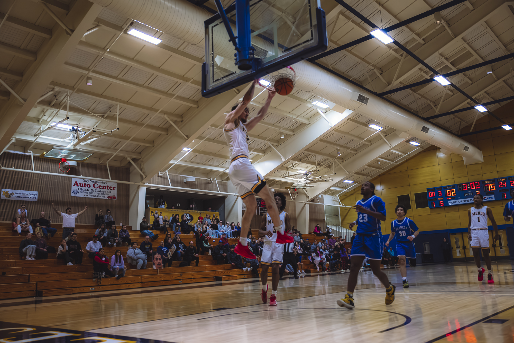 Eagles Extend Win Streak to Three: Move to 4-1 in BVC Play