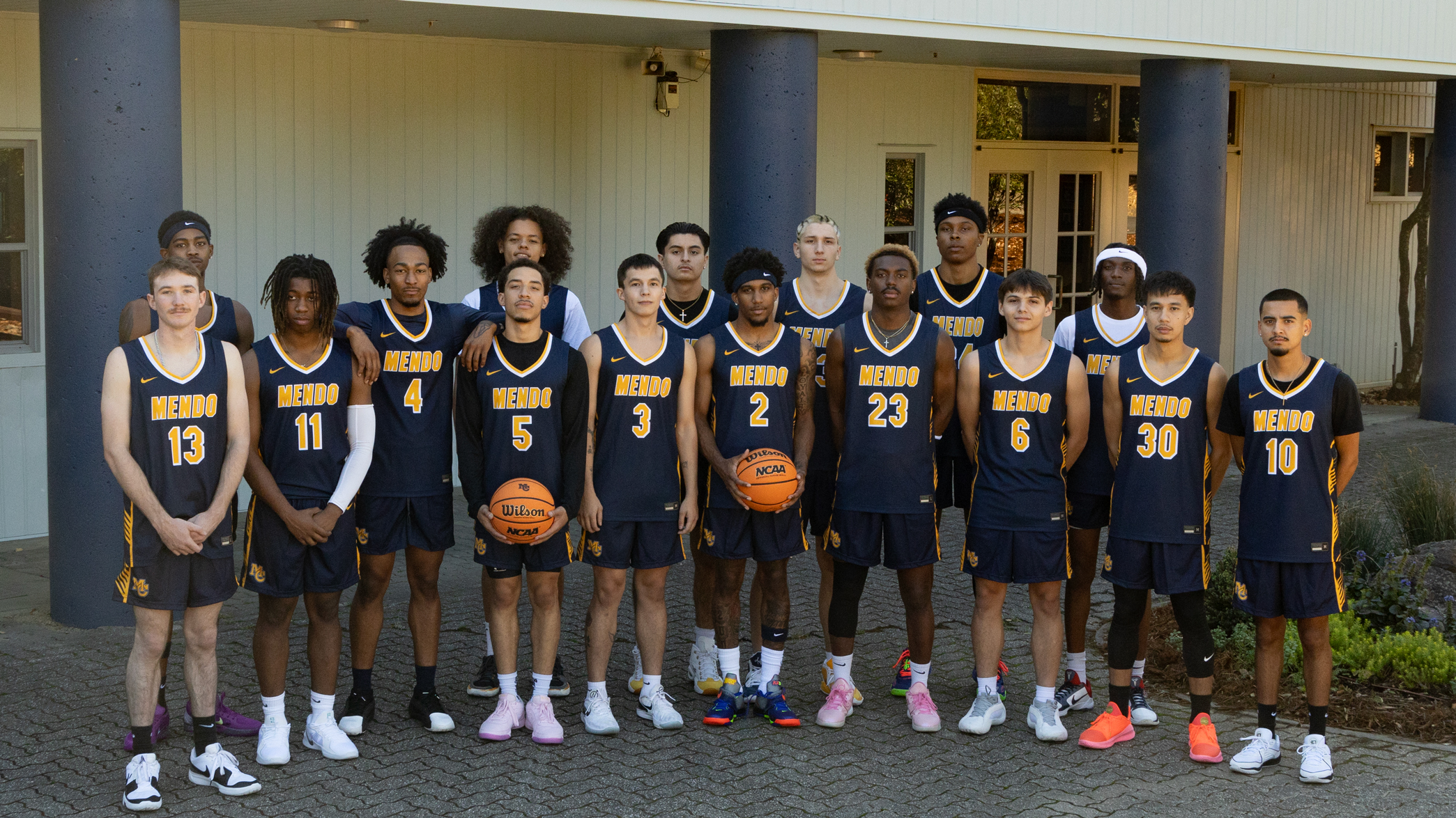 Men's Basketball Starts 24/25 Season